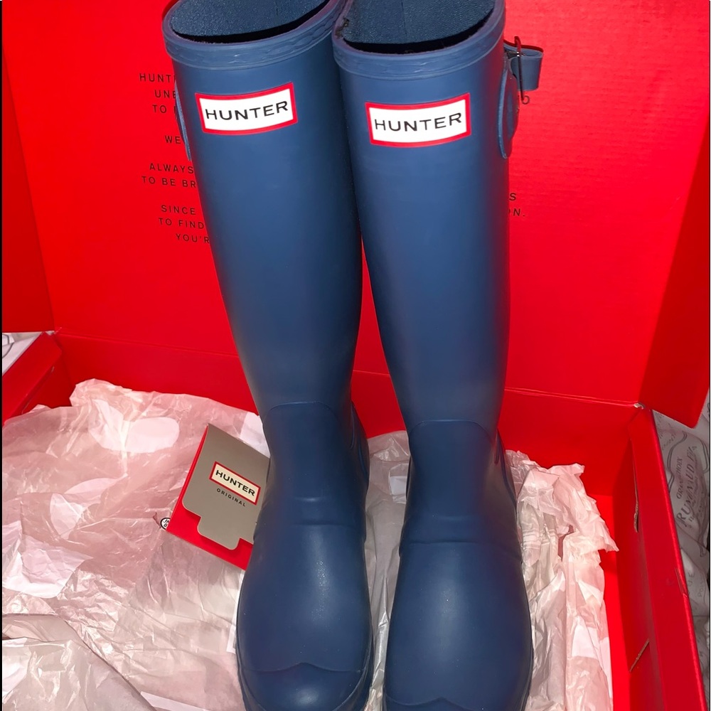 WORN ONCE Ash Blue Tall Hunter Boots IN BOX SIZE 7